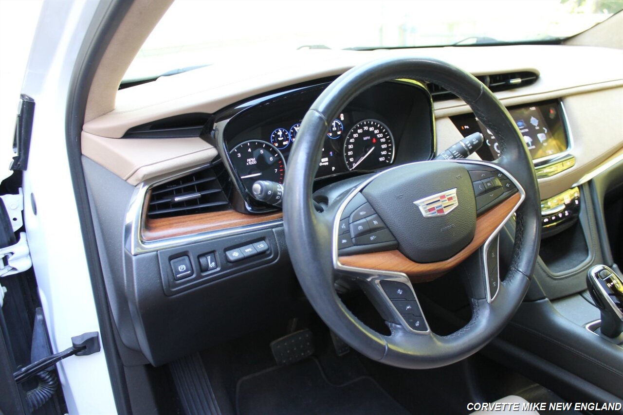 2017 Cadillac XT5 Platinum - Photo 33 - Carver, MA 02330
