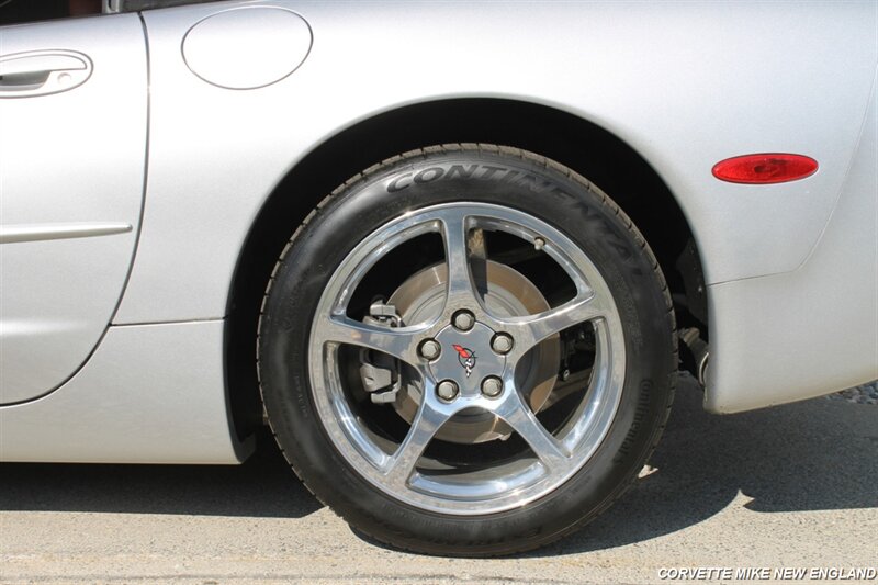 2001 Chevrolet Corvette 27