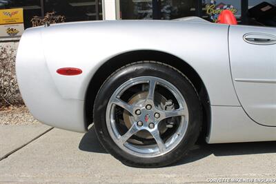 2001 Chevrolet Corvette   - Photo 28 - Carver, MA 02330
