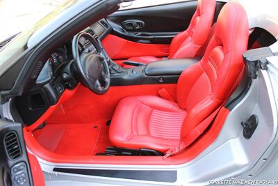 2001 Chevrolet Corvette   - Photo 41 - Carver, MA 02330