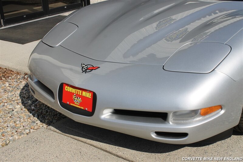 2001 Chevrolet Corvette 19