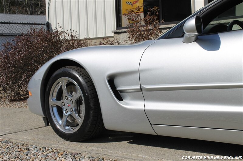 2001 Chevrolet Corvette 29