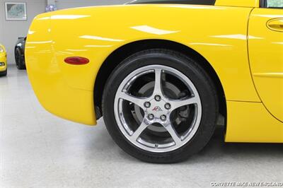 2003 Chevrolet Corvette Coupe   - Photo 14 - Carver, MA 02330