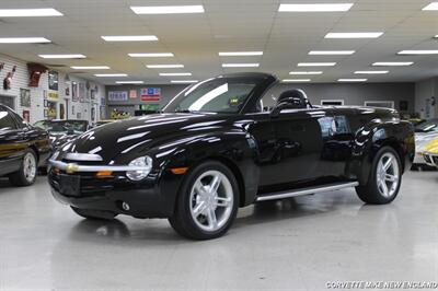 2003 Chevrolet SSR LS   - Photo 2 - Carver, MA 02330