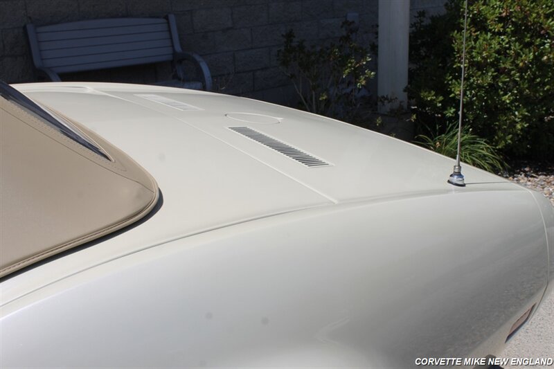 1974 Chevrolet Corvette 29