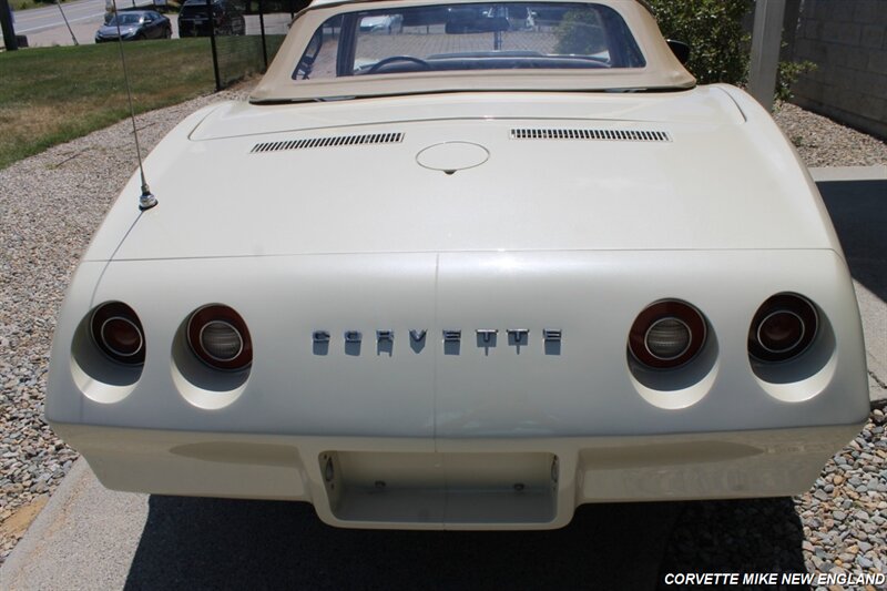 1974 Chevrolet Corvette 35