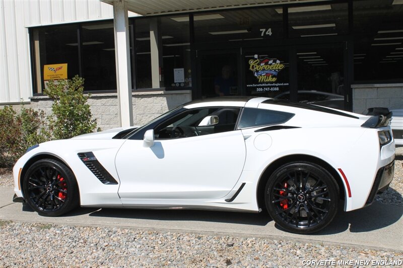 2015 Chevrolet Corvette 11