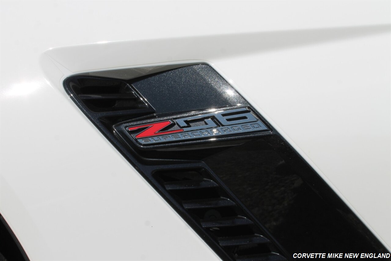 2015 Chevrolet Corvette Z06 Coupe - Photo 16 - Carver, MA 02330