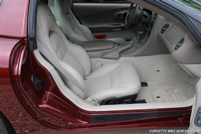 2003 Chevrolet Corvette 50th Anniversary  Coupe - Photo 35 - Carver, MA 02330