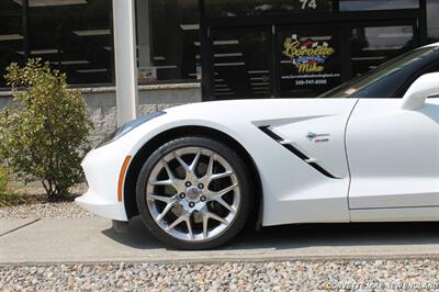 2017 Chevrolet Corvette Stingray Z51  Coupe - Photo 8 - Carver, MA 02330
