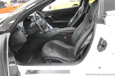 2017 Chevrolet Corvette Stingray Z51  Coupe - Photo 31 - Carver, MA 02330