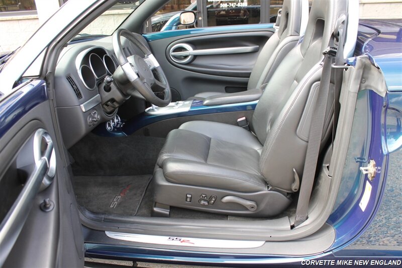 2006 Chevrolet SSR 29