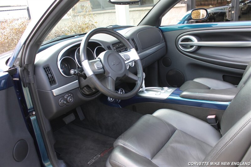 2006 Chevrolet SSR 31