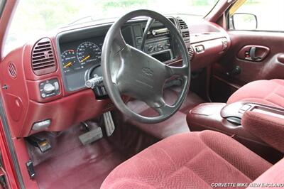 1996 Chevrolet K1500 Cheyenne 2dr K1500 Cheyenne   - Photo 37 - Carver, MA 02330