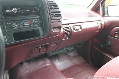 1996 Chevrolet K1500 Cheyenne 2dr K1500 Cheyenne   - Photo 42 - Carver, MA 02330