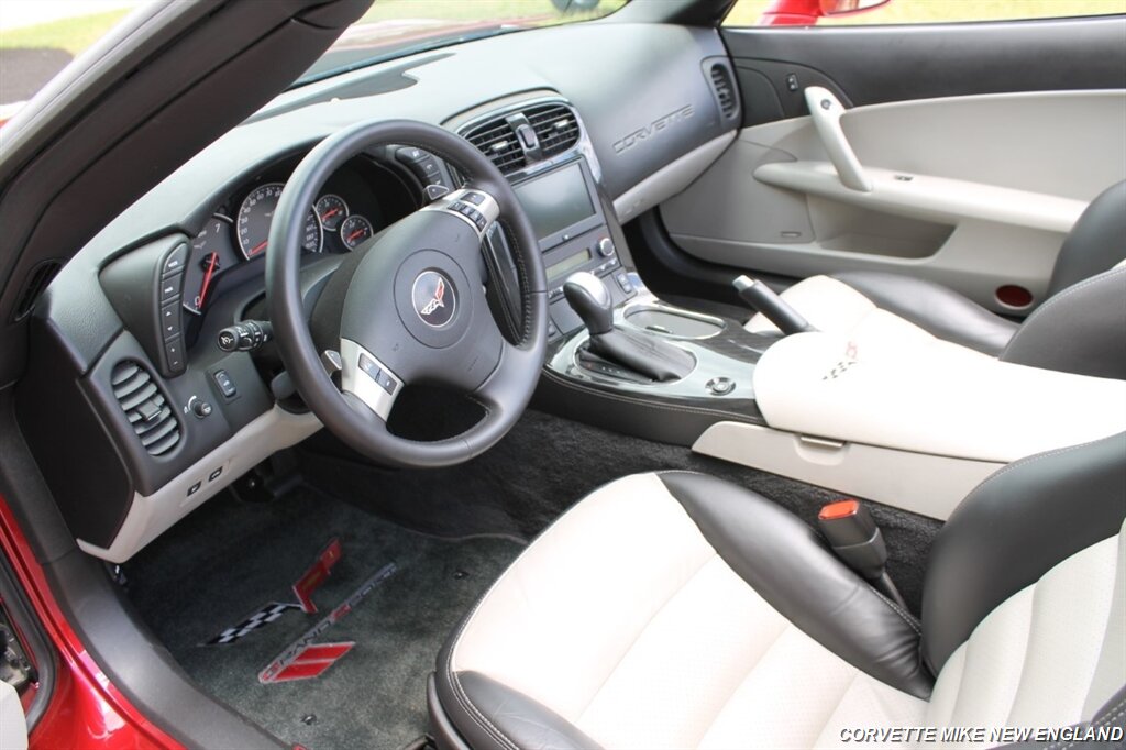 2011 Chevrolet Corvette Z16 Grand Sport Convertible - Photo 30 - Carver, MA 02330