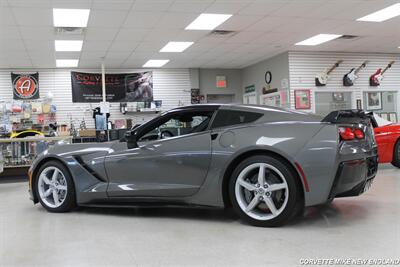 2015 Chevrolet Corvette Stingray   - Photo 4 - Carver, MA 02330