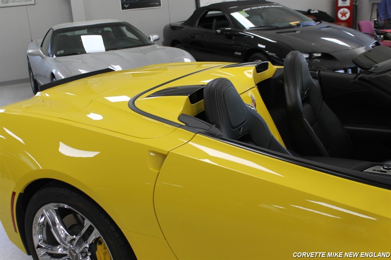 2016 Chevrolet Corvette Stingray Convertible - Photo 20 - Carver, MA 02330
