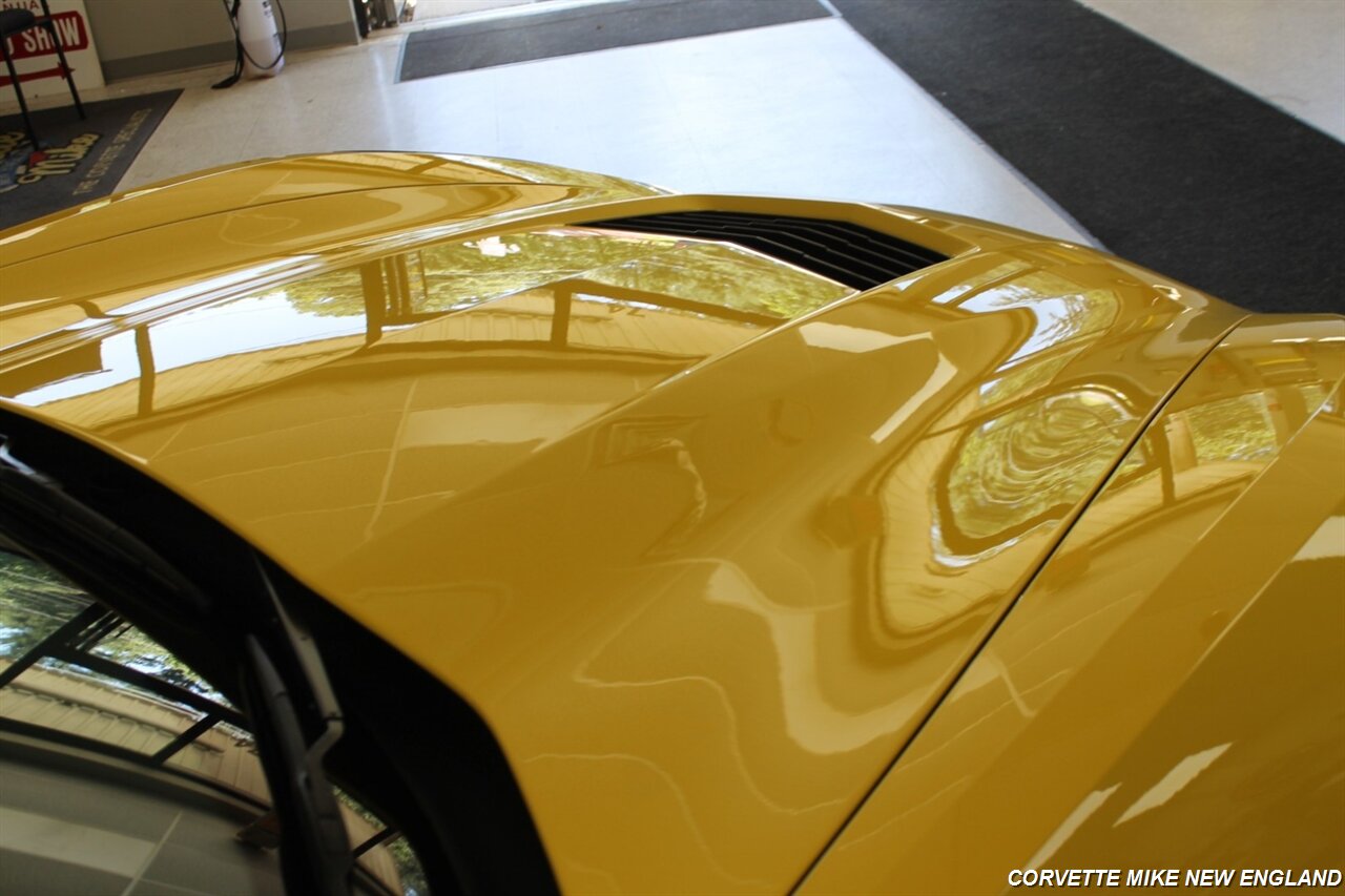 2016 Chevrolet Corvette Stingray Convertible - Photo 21 - Carver, MA 02330