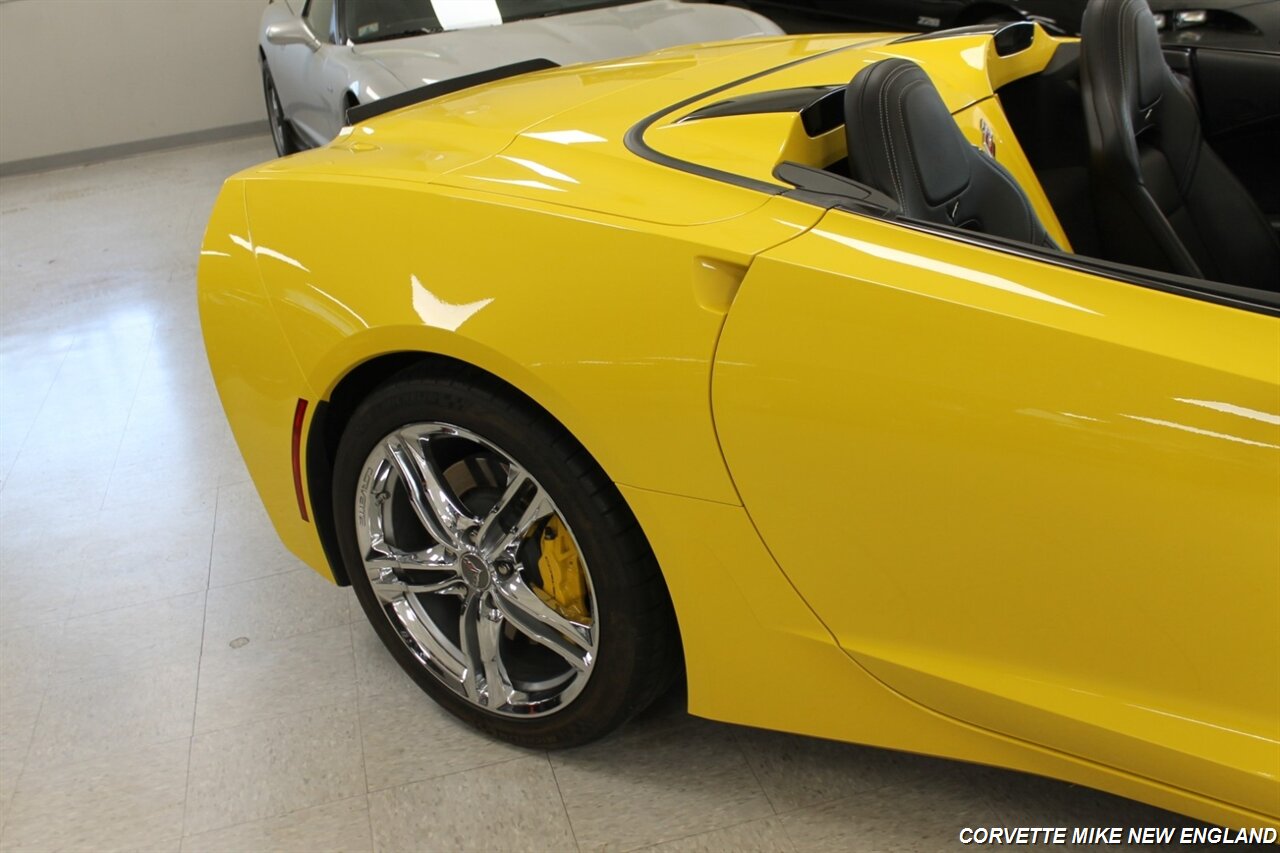 2016 Chevrolet Corvette Stingray Convertible - Photo 19 - Carver, MA 02330