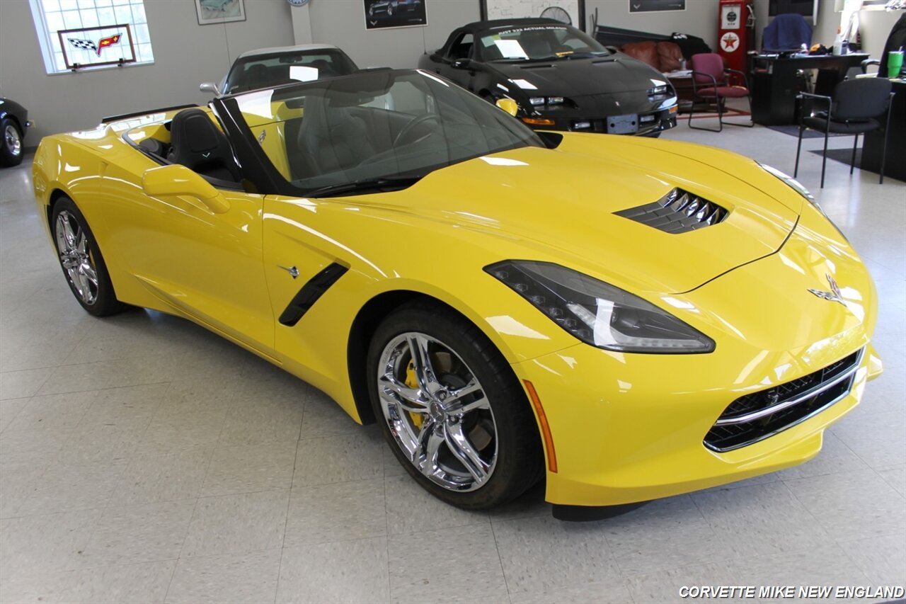 2016 Chevrolet Corvette Stingray Convertible - Photo 11 - Carver, MA 02330