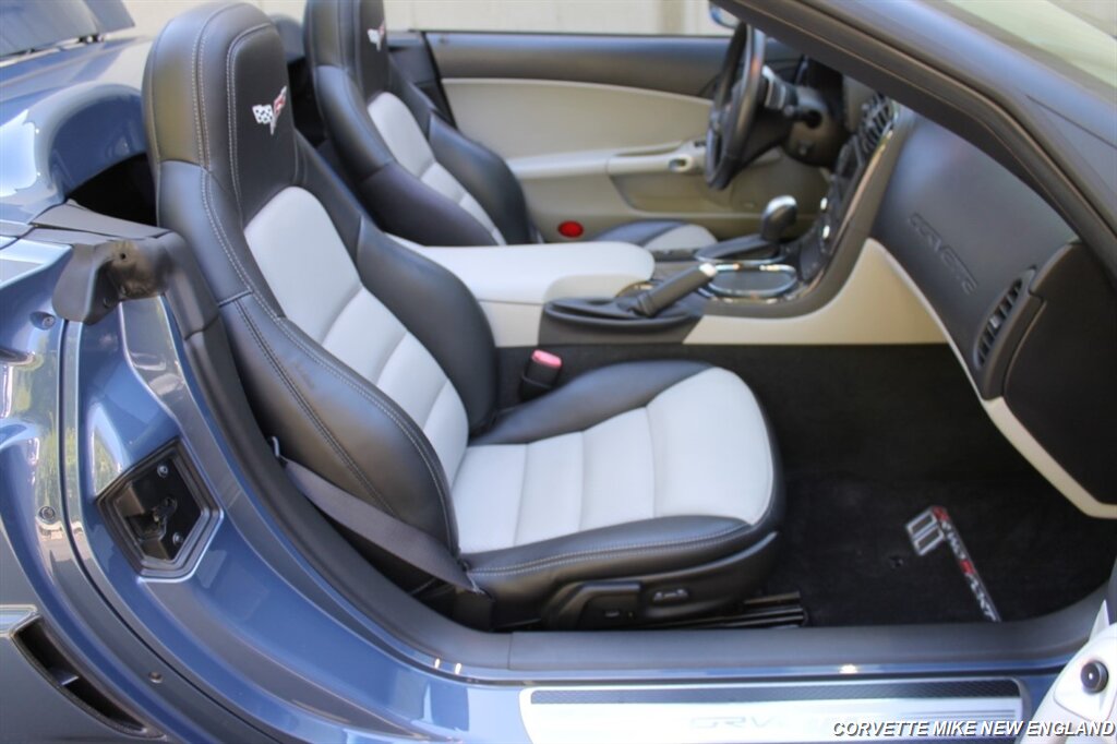 2011 Chevrolet Corvette Z16 Grand Sport Convertible - Photo 35 - Carver, MA 02330