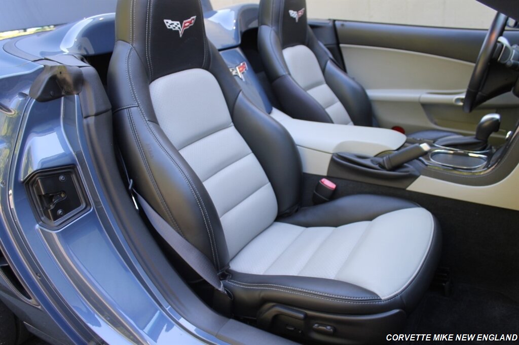 2011 Chevrolet Corvette Z16 Grand Sport Convertible - Photo 36 - Carver, MA 02330