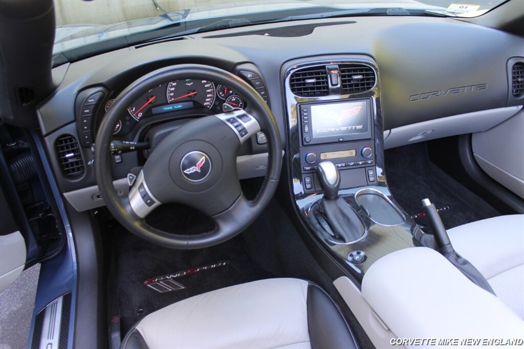 2011 Chevrolet Corvette Z16 Grand Sport Convertible - Photo 32 - Carver, MA 02330