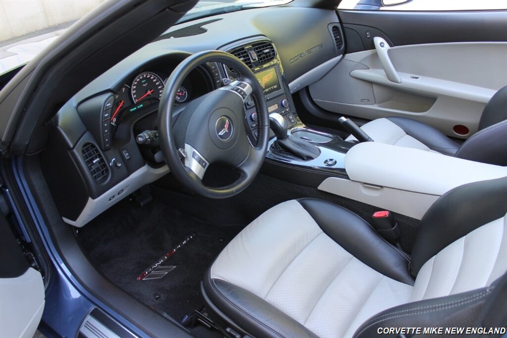 2011 Chevrolet Corvette Z16 Grand Sport Convertible - Photo 31 - Carver, MA 02330