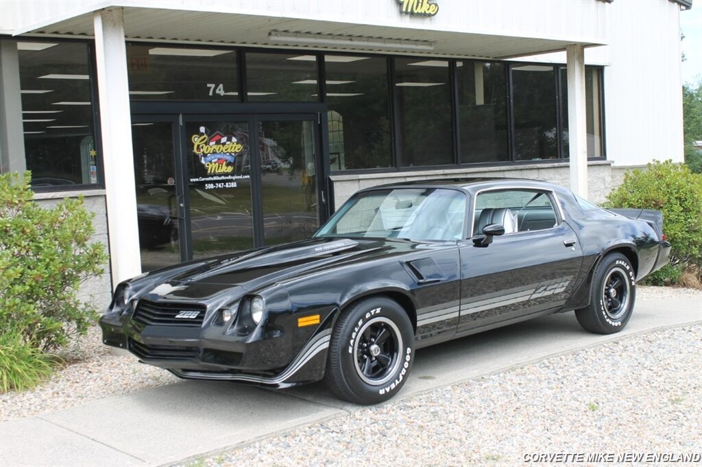 1981 Chevrolet Camaro Z28 - Photo 1 - Carver, MA 02330