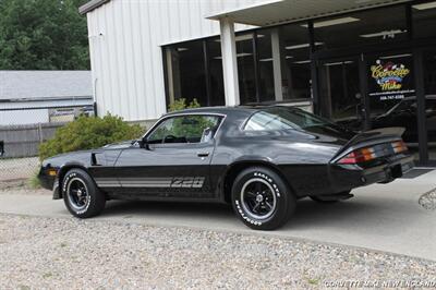 1981 Chevrolet Camaro Z28   - Photo 7 - Carver, MA 02330