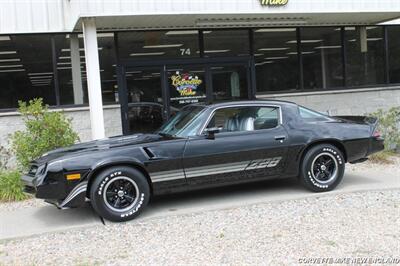 1981 Chevrolet Camaro Z28   - Photo 3 - Carver, MA 02330