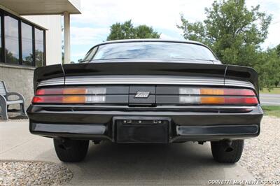 1981 Chevrolet Camaro Z28   - Photo 21 - Carver, MA 02330
