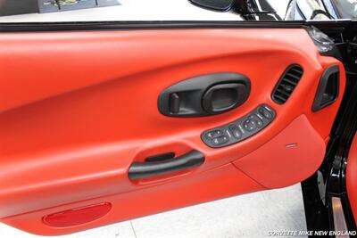 2001 Chevrolet Corvette Commemorative Edition - Photo 18 - Carver, MA 02330