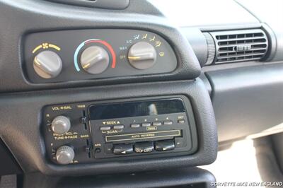 1993 Chevrolet Camaro B4C  Coupe - Photo 45 - Carver, MA 02330