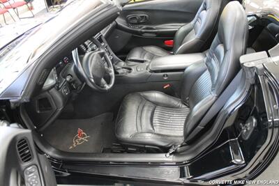 2003 Chevrolet Corvette   - Photo 23 - Carver, MA 02330