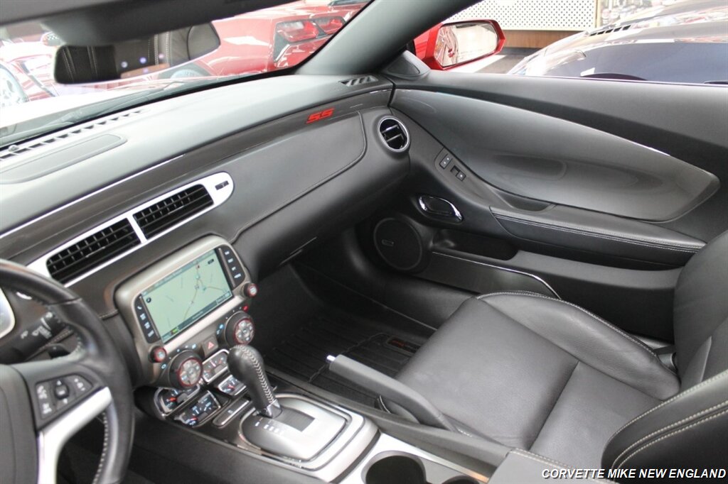 2015 Chevrolet Camaro SS Convertible - Photo 55 - Carver, MA 02330