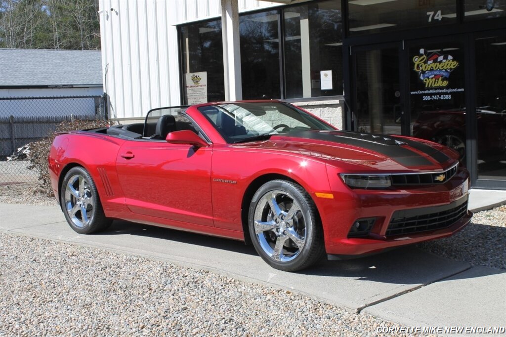 2015 Chevrolet Camaro SS Convertible - Photo 24 - Carver, MA 02330