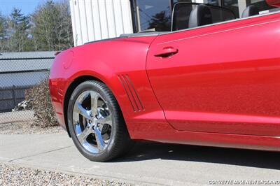 2015 Chevrolet Camaro SS  Convertible - Photo 39 - Carver, MA 02330