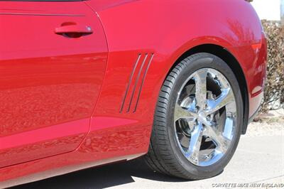 2015 Chevrolet Camaro SS Convertible - Photo 16 - Carver, MA 02330