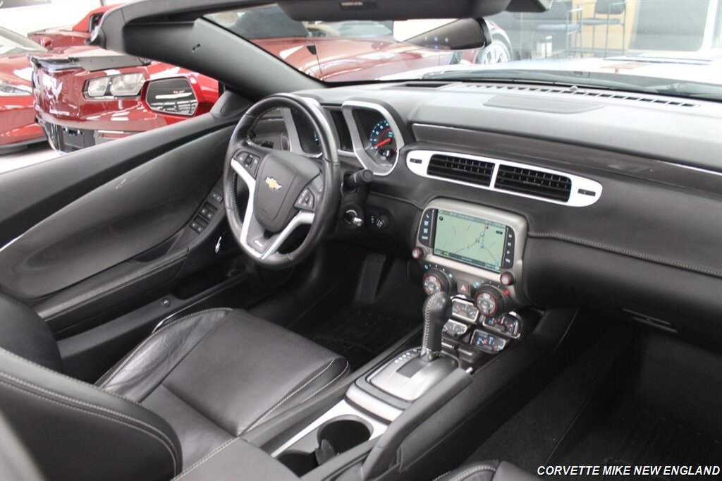 2015 Chevrolet Camaro SS Convertible - Photo 58 - Carver, MA 02330