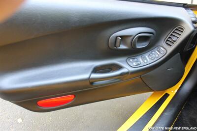 2004 Chevrolet Corvette Convertible   - Photo 37 - Carver, MA 02330
