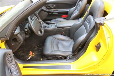 2004 Chevrolet Corvette Convertible   - Photo 30 - Carver, MA 02330