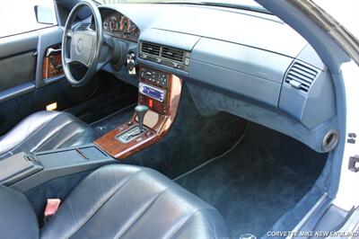 1991 Mercedes-Benz 300 SL   - Photo 34 - Carver, MA 02330