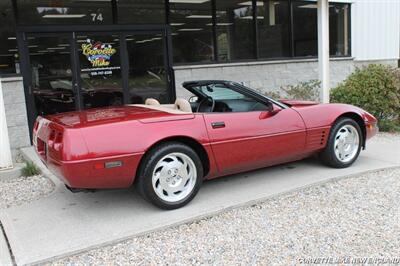 1994 Chevrolet Corvette Convertible   - Photo 21 - Carver, MA 02330