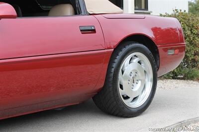 1994 Chevrolet Corvette Convertible   - Photo 11 - Carver, MA 02330