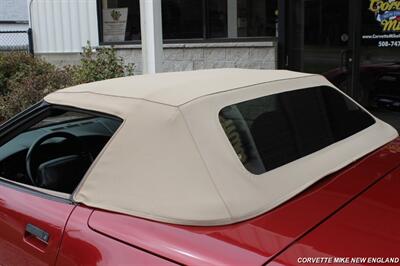 1994 Chevrolet Corvette Convertible   - Photo 13 - Carver, MA 02330