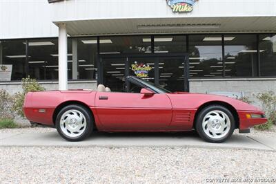 1994 Chevrolet Corvette Convertible   - Photo 19 - Carver, MA 02330