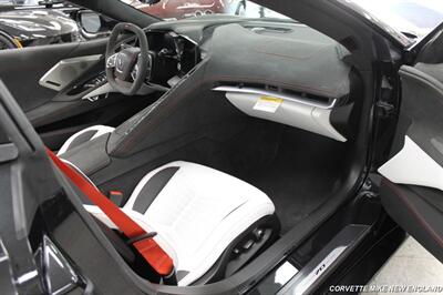2023 Chevrolet Corvette 70th Anniversary  Convertible - Photo 34 - Carver, MA 02330