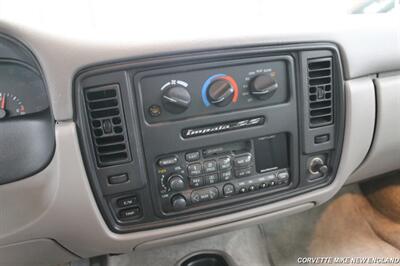 1996 Chevrolet Impala SS   - Photo 39 - Carver, MA 02330